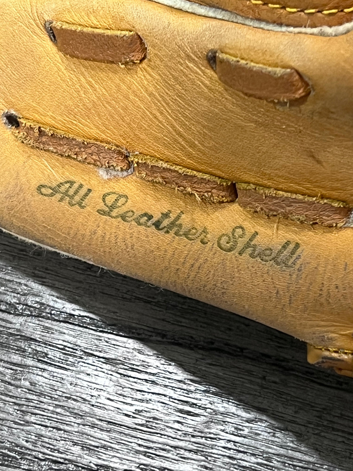 Handmade Front Pocket Wallet from Vintage Rawlings RBG70 Derek Jeter Baseball Glove
